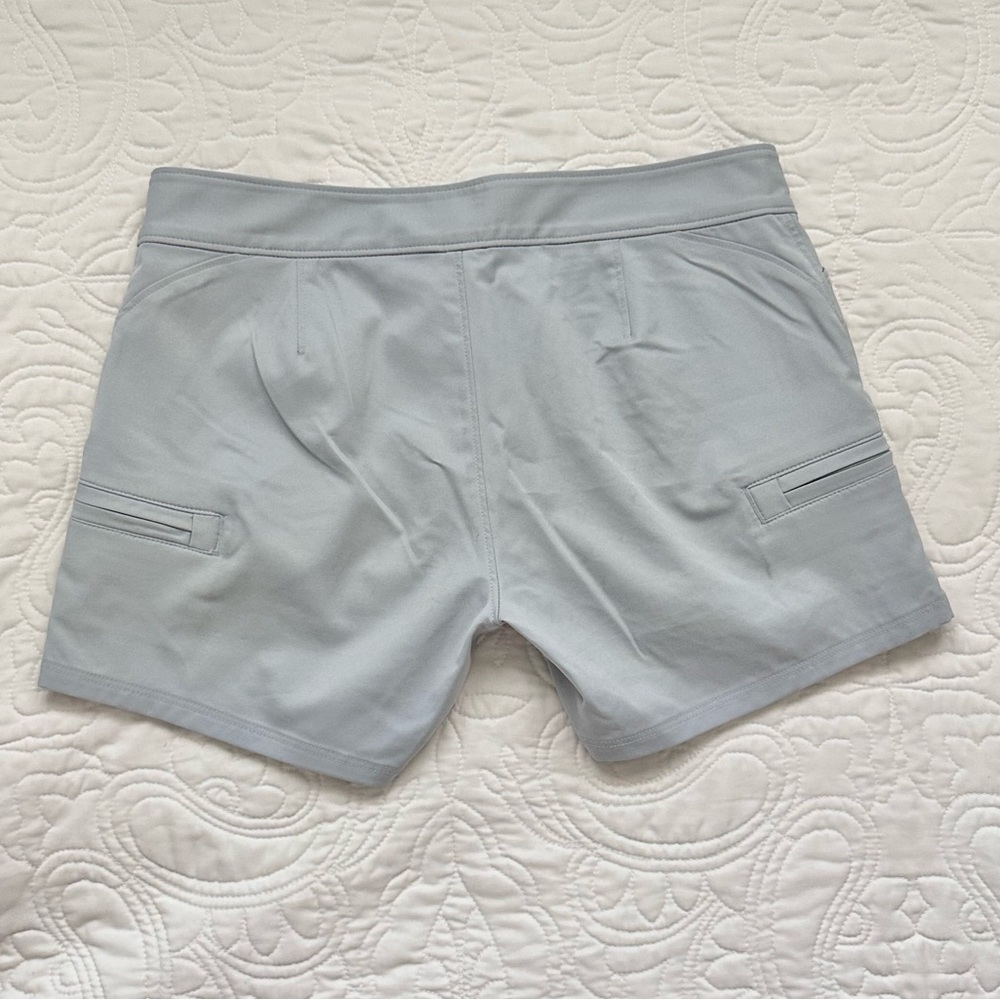 Under Armour Light Gray Athletic Cargo Shorts with Belt - Picture 3 of 8